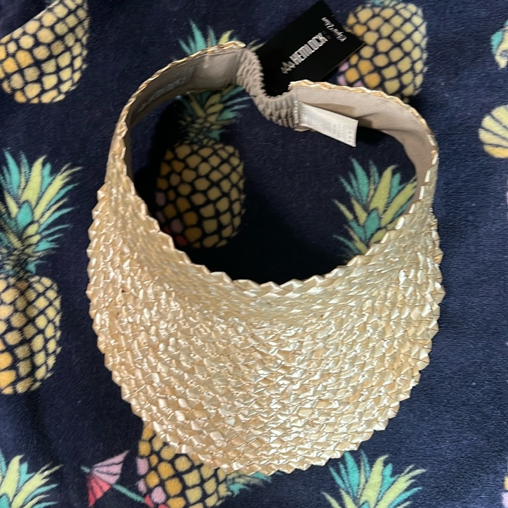 NWT Straw and Linen visor
